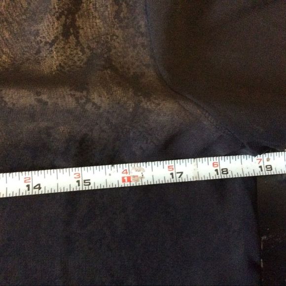 U2B. Sheer LS button up - Picture 6 of 8